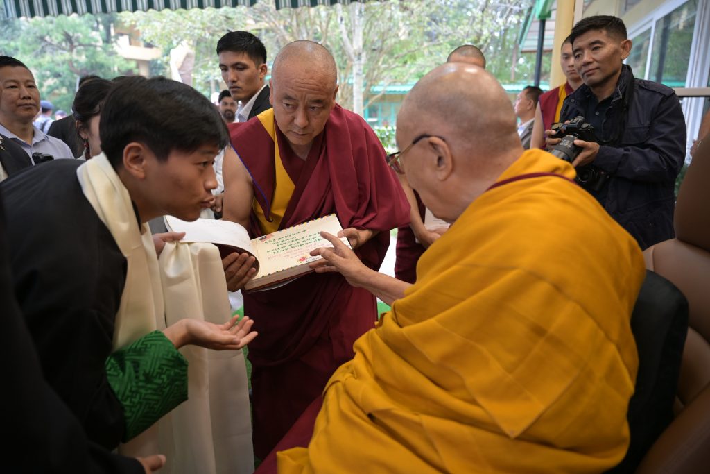 V-TAG Leadership Presents 13 Volumes of Global Tributes to His Holiness the 14th Dalai Lama