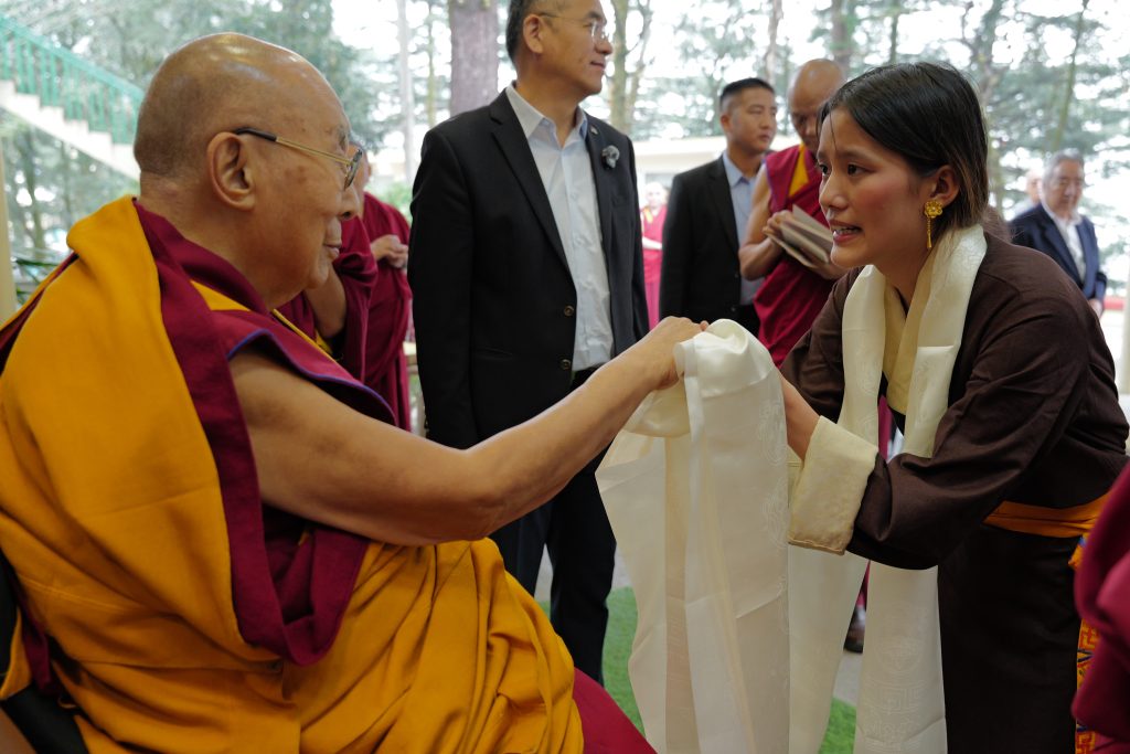 V-TAG Leadership Presents 13 Volumes of Global Tributes to His Holiness the 14th Dalai Lama